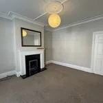 Rent 3 bedroom flat in North East Derbyshire