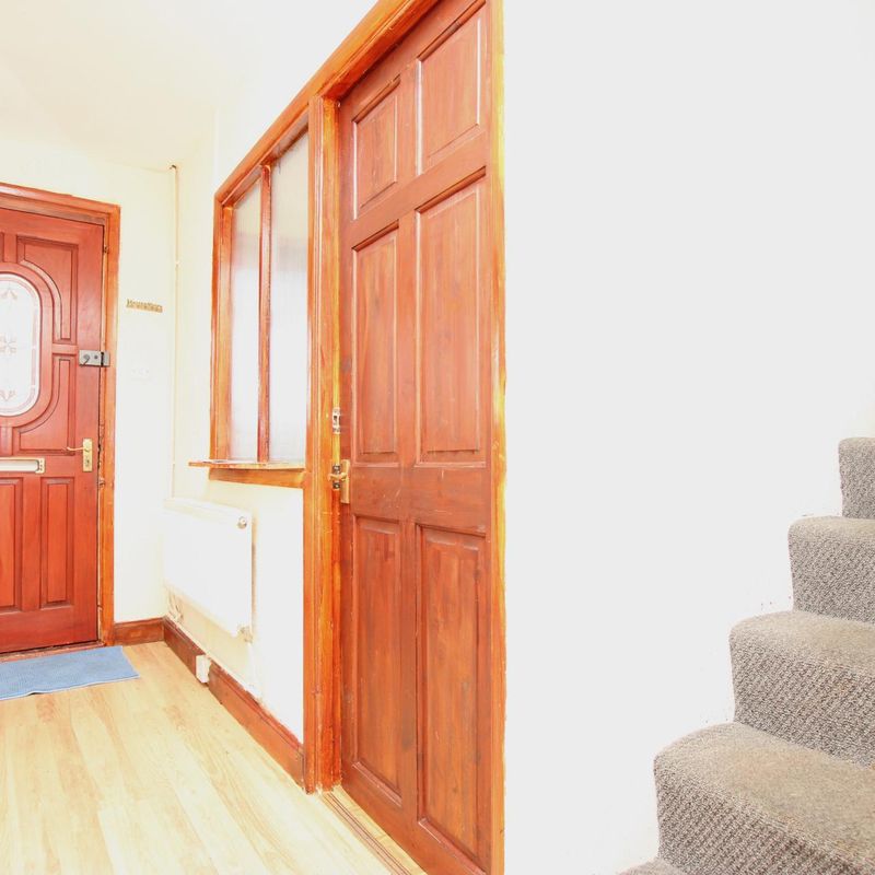 3 Bedroom Terraced House Barton Seagrave