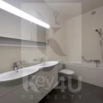 Rent 6 bedroom apartment of 146 m² in Geneva