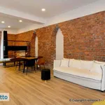 Rent 2 bedroom house of 70 m² in Milan