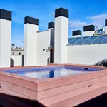 Rent 1 bedroom apartment of 50 m² in Barcelona