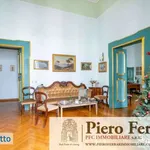 Rent 6 bedroom apartment of 180 m² in Naples