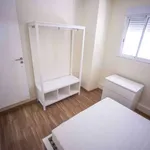 Rent a room in lisbon