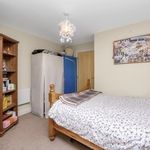 Rent 2 bedroom flat in London