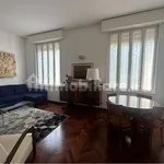 Rent 5 bedroom apartment of 160 m² in Modena