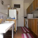 Rent a room of 110 m² in lisbon