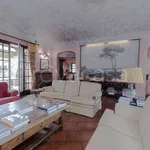 Rent 8 bedroom house of 600 m² in Appiano Gentile