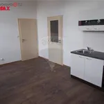 Pronajměte si 2 ložnic/e byt o rozloze 45 m² v Rousínov