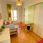 Rent 4 bedroom apartment in Lisbon