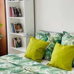 Rent a room of 200 m² in milan