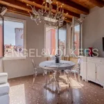 Rent 4 bedroom apartment of 65 m² in Venice