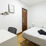 Rent a room of 100 m² in madrid