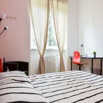 Rent a room of 118 m² in Cesano Boscone