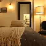 Rent 1 bedroom apartment of 50 m² in Florence