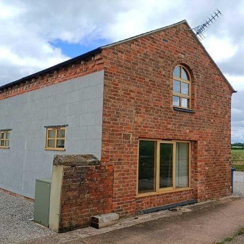 Barn conversion to rent in Alstone Lane, Stafford ST18 Haughton