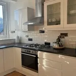 Rent 2 bedroom flat in Stirling