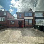 Rent 6 bedroom house in West Midlands