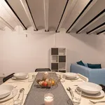 Rent 7 bedroom apartment in Barcelona