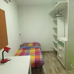 Rent 3 bedroom apartment in Valencia