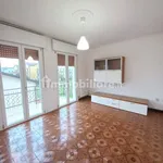 Rent 3 bedroom apartment of 68 m² in Mira