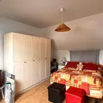 Maison de 109 m² avec 5 chambre(s) en location à Jouy