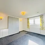 Rent 3 bedroom flat in Clydebank