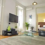 Rent 3 bedroom apartment in lisbon