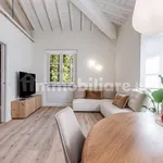 Rent 3 bedroom apartment of 106 m² in Florence