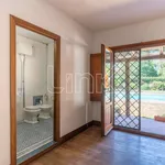 Rent 5 bedroom house of 450 m² in Rome