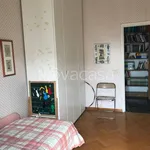 Rent 4 bedroom apartment of 81 m² in Milano