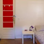 Rent a room in lisbon