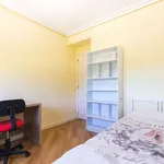 Rent a room of 150 m² in madrid