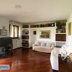 Rent 3 bedroom apartment of 113 m² in Milan