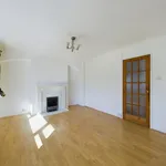 Rent 2 bedroom apartment in Bromley