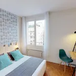  appartement avec 5 chambre(s) en location à Paris