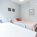 Rent 5 bedroom apartment in Valencia