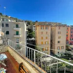 Rent 4 bedroom apartment of 80 m² in Genova