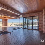 Rent 4 bedroom house in Mindarie