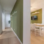 Rent 8 bedroom apartment in Madrid