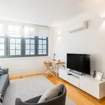 Rent 2 bedroom apartment of 60 m² in Porto