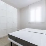 Rent 3 bedroom apartment of 130 m² in madrid