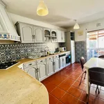 Rent 4 bedroom apartment in Coimbra