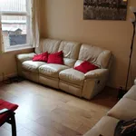 Rent 6 bedroom house in East Midlands