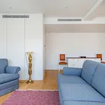 Rent 2 bedroom apartment of 100 m² in Lisbon