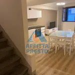 Rent 4 bedroom apartment of 90 m² in Florence