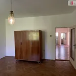 Pronajměte si 4 ložnic/e byt o rozloze 107 m² v Luhačovice