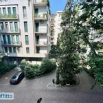 Rent 3 bedroom apartment of 75 m² in Milan