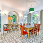 Rent 5 bedroom house of 330 m² in Rome