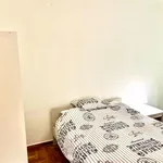 Rent 3 bedroom apartment in Athens