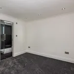 Rent 5 bedroom house in West Midlands